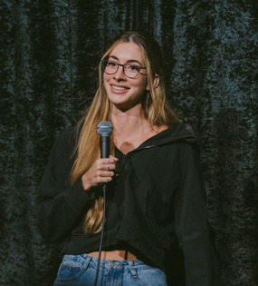 Cristina Mariani in The Rickles Room at Comedy @ the Carlson