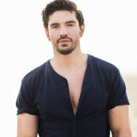 Steve Grand in Up Close and Personal