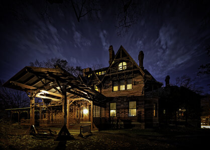 Ghost Story Writing in the Mark Twain House