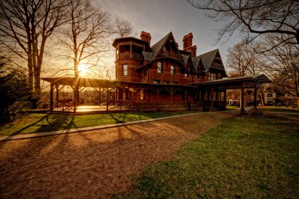 Grief Poetry Workshop in the Mark Twain House
