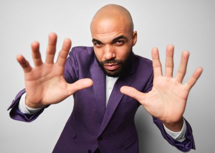 Hypnotist Chris Jones