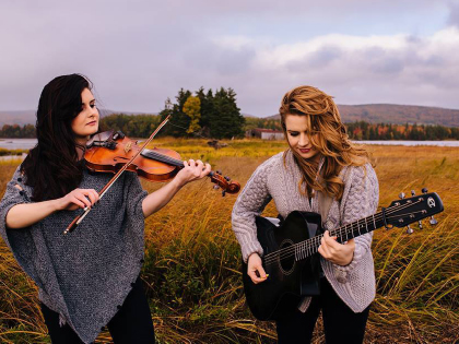 Cassie & Maggie 