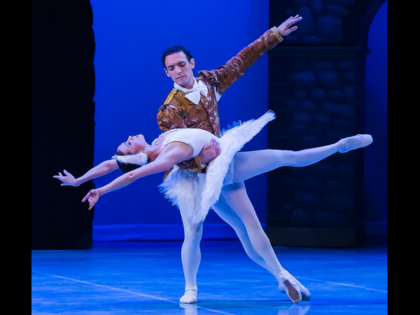 Ballet Jorgen's Swan Lake